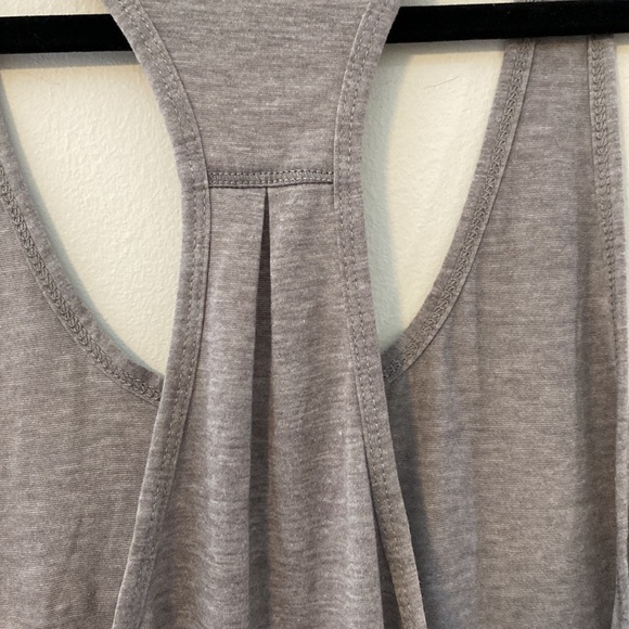 “Running with my Peeps” Gray Tank, Size M, Excellent Condition, No tags - Picture 6 of 9